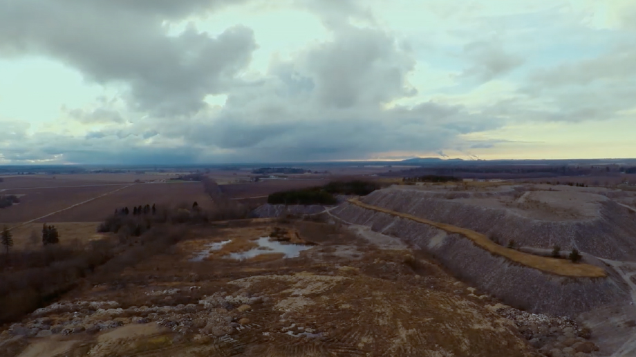 video_04-1